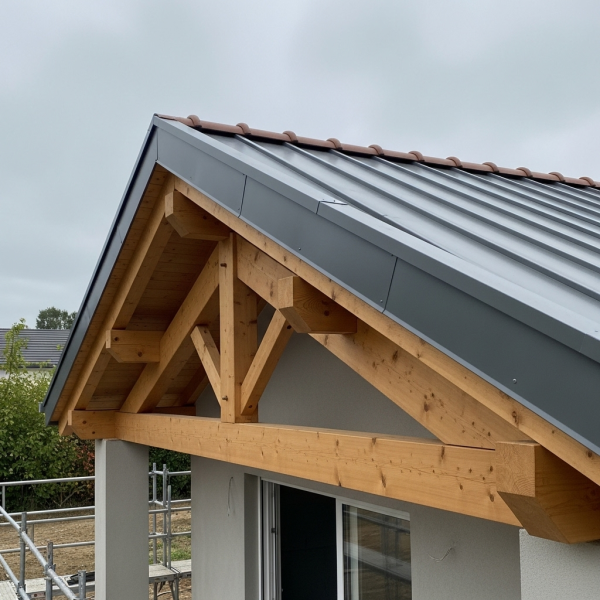 Rénovation complète de toiture bac acier avec ossature bois sur-mesure à Saint-Loup proche de Luxeuil-les-Bains